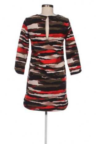 Дамска рокля H&M - сезон пролет - есен