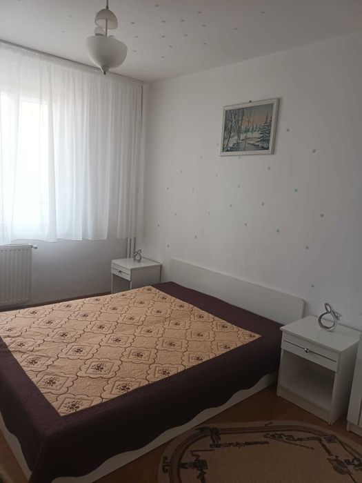 Închiriez apartament 3 camere, zona ITC Brașov – direct proprietar