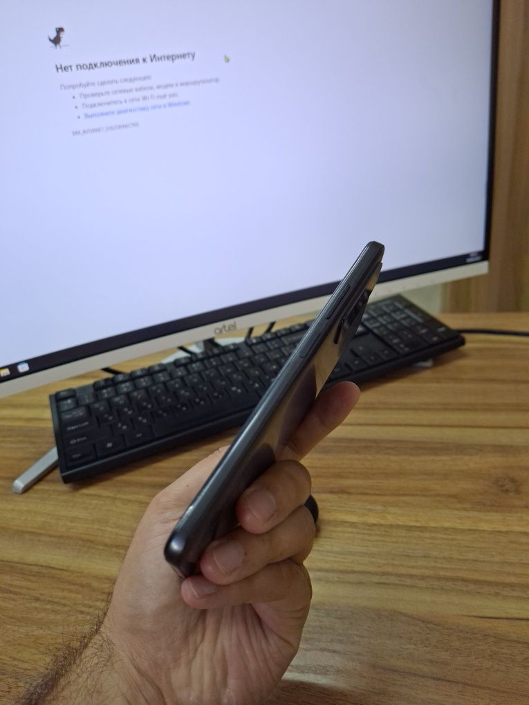 Redmi Note 11 pro 128 
Holati yaxshi ozimiza ishtalib yurgan telfon is
