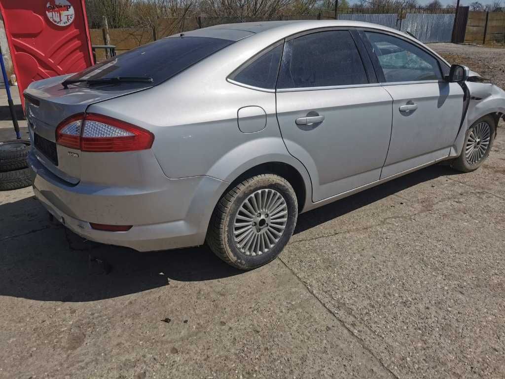 Dezmembrez Ford Mondeo 4 2008 berlina 2.0 d