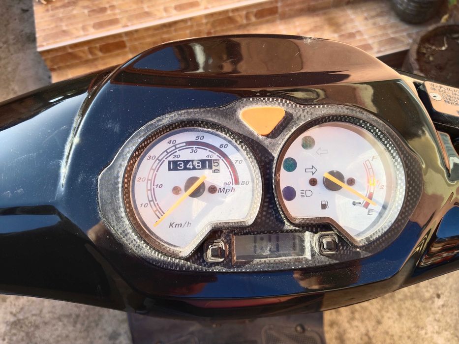 Скутер Yiben WJM 50 QT 9