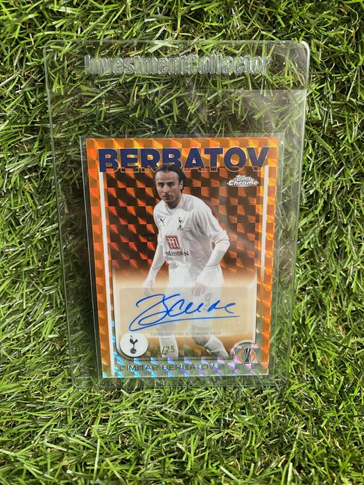 Номерирани колекционерски карти с автографи и тениски.