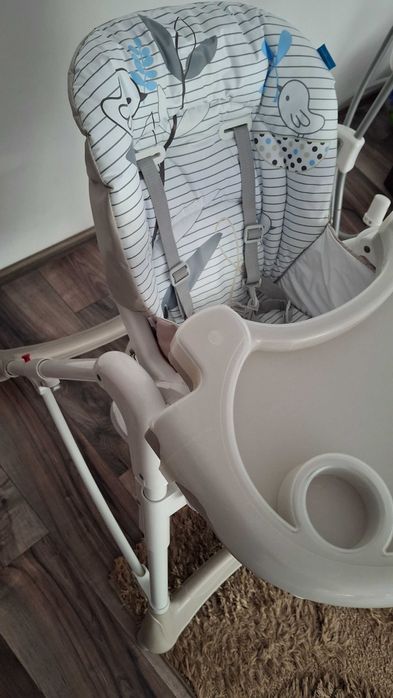 Scaun de masa Baby design