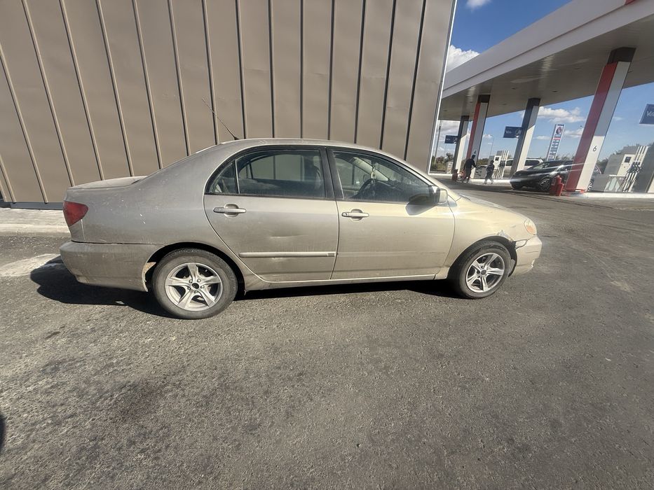 Срочно продам таиота каролла