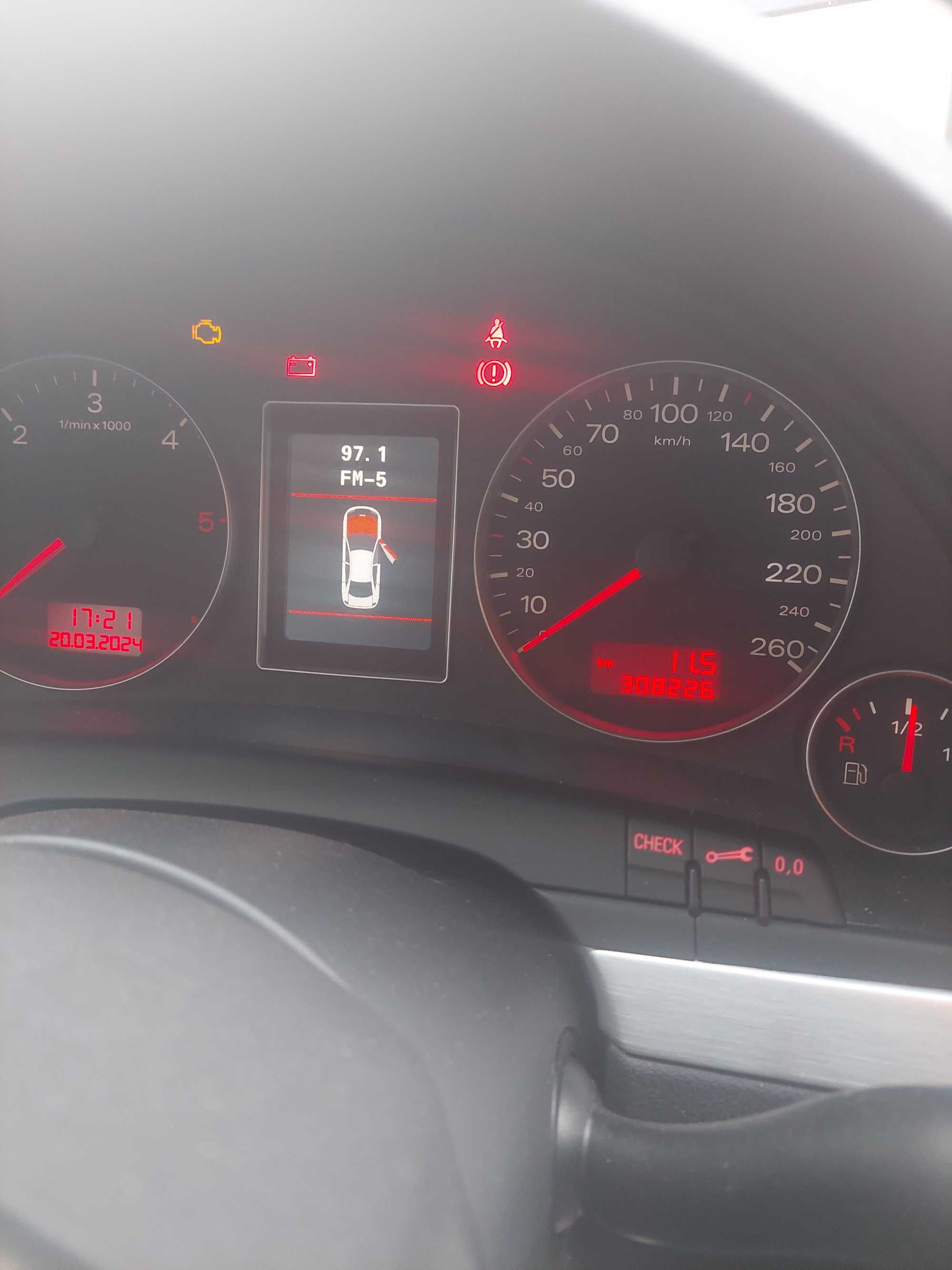 Vand Audi A4b7 Sline