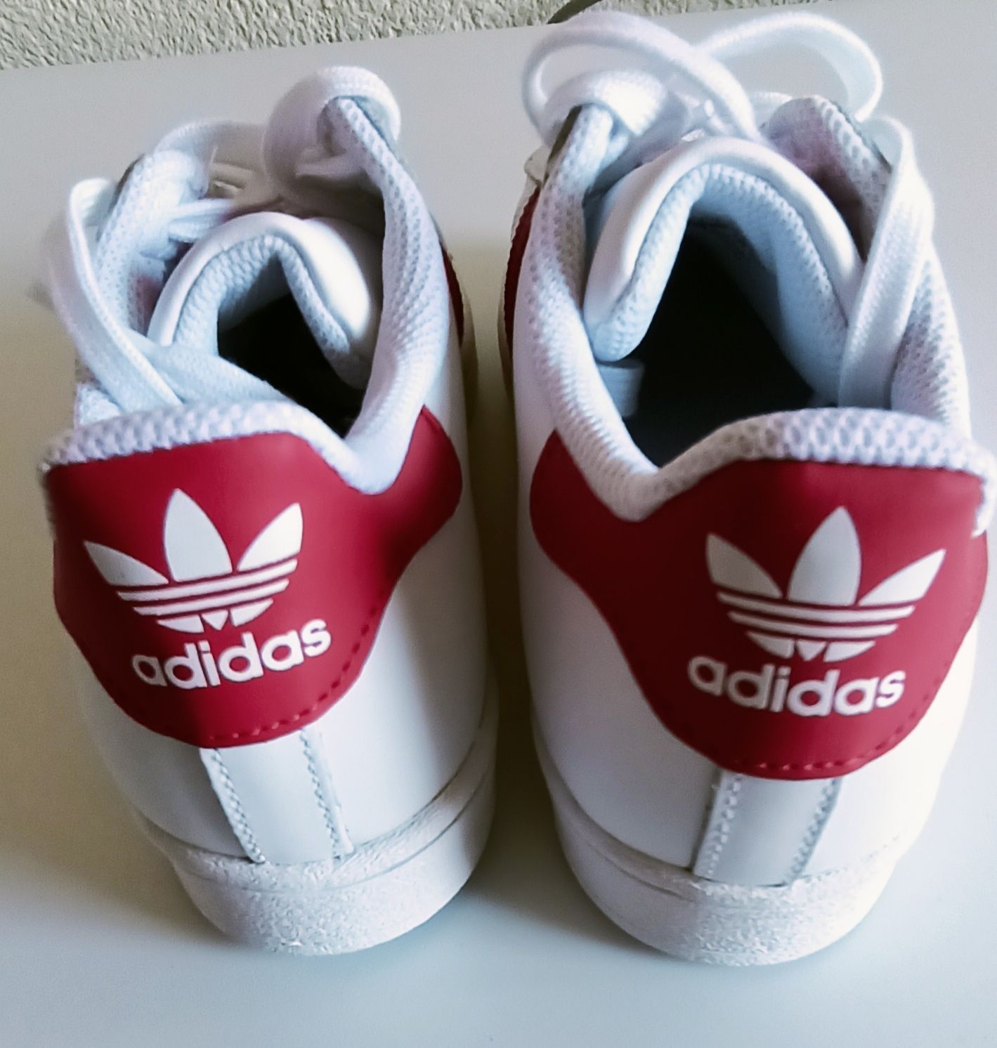 Adidas Superstar