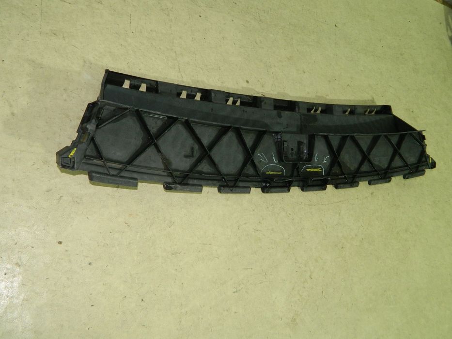 Priza aer  /  Tunel aer  /  Deflector aer inferior bara fata, VW Touareg, 2010, 2011, 2012, 2013, 2014, 2015, , 7P6121293C