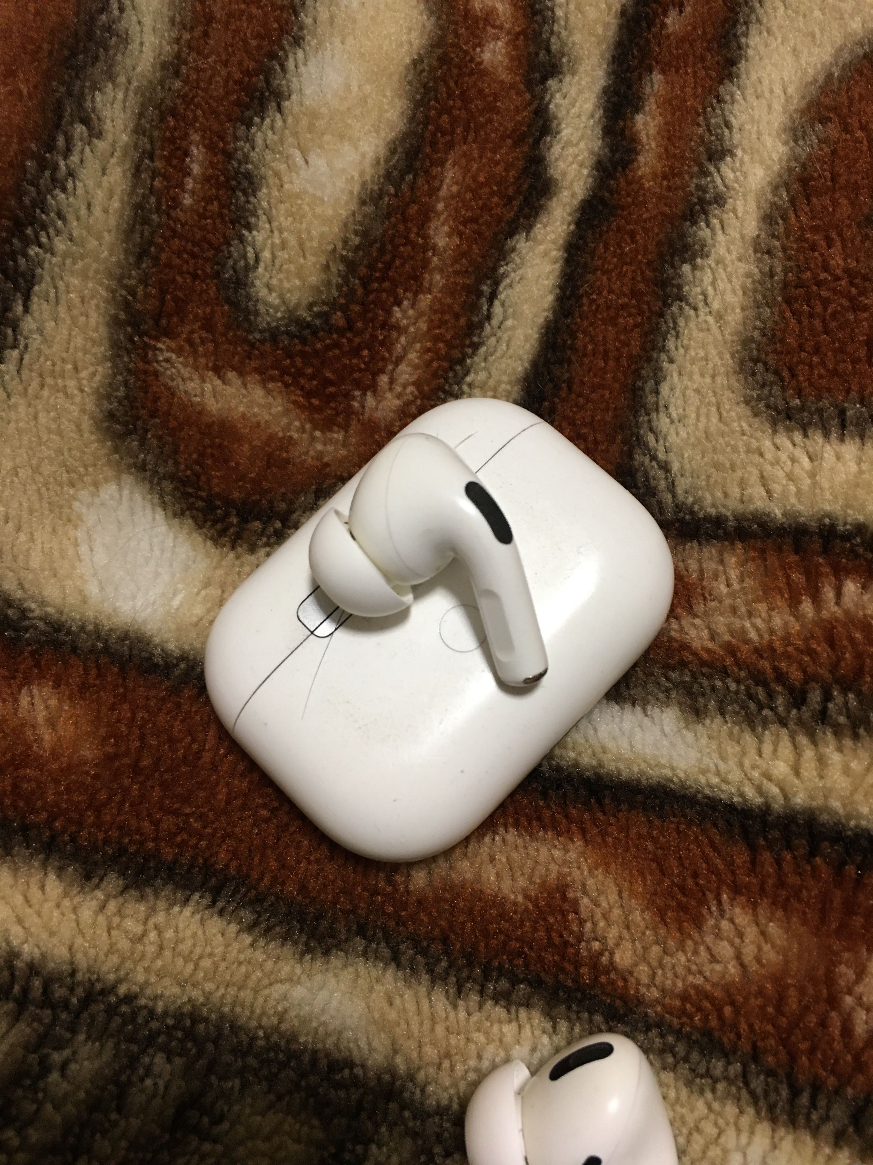 Apple AirPods Pro 2