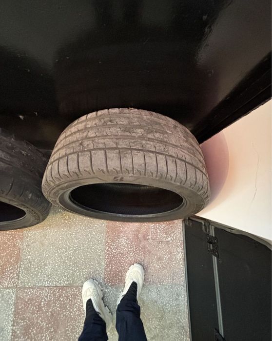 Anvelope Vara Bridgestone 245/40/19 DOT 2024