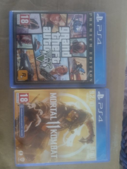 Продам игры и джойстик