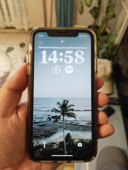 iPhone 11 64GB предлагайте обмен или продам за 75000