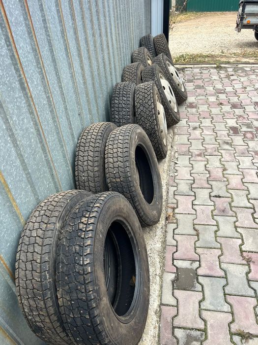 Продам б/у резину