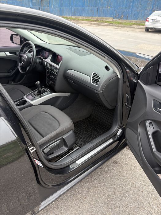 Vând Audi  a4 2011 2.0 diesel