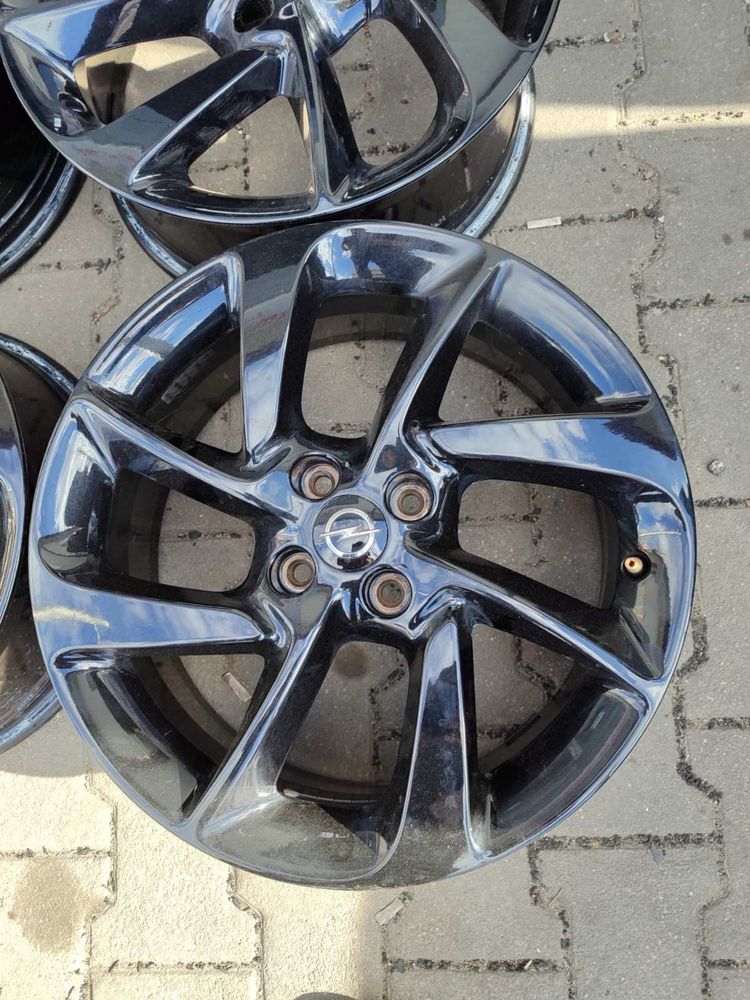 ДЖАНТИ  4x100 7J 17цола за Опел Корса Opel Corsa E D Tigra Adam Demo