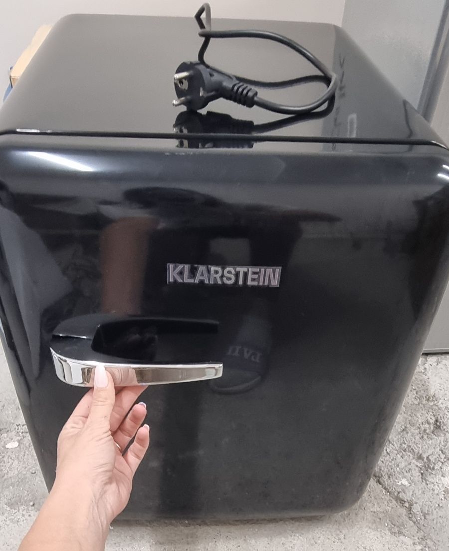Мини ретро хладилник Klarstein 48L