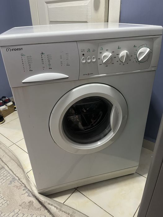 Стиральная машина indesit
