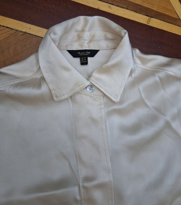 Рубашка из шёлка от фирмы Massimo dytti  на размер S,M