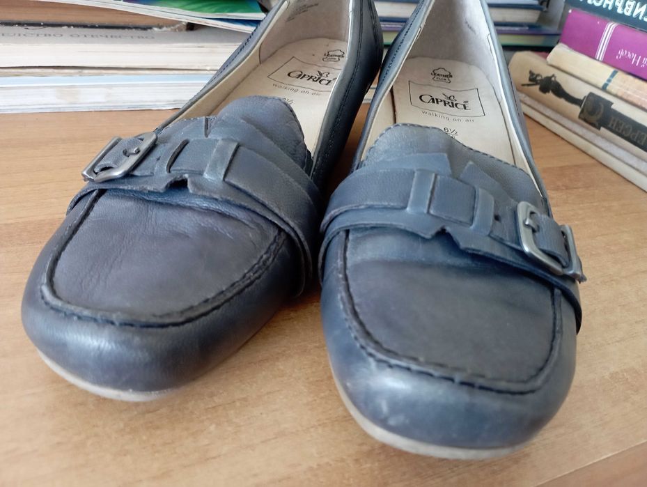 Качествени дамски обувки от естествена кожа, Caprice, стелка 26,5см.