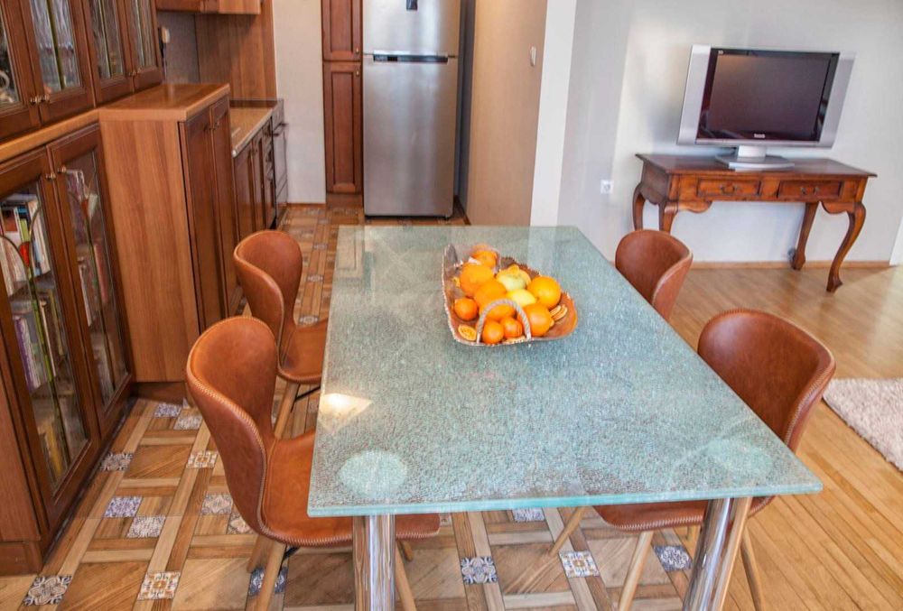 Продава се Тристаен апартамент в Пловдив, Кършияка - 92 кв.м за 2098 €/кв.м - Снимка #4