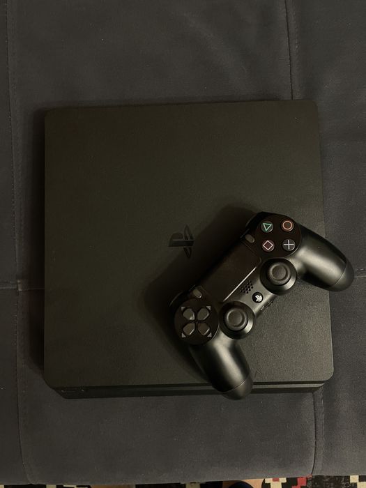 Продаю PS4 Slim 1TB