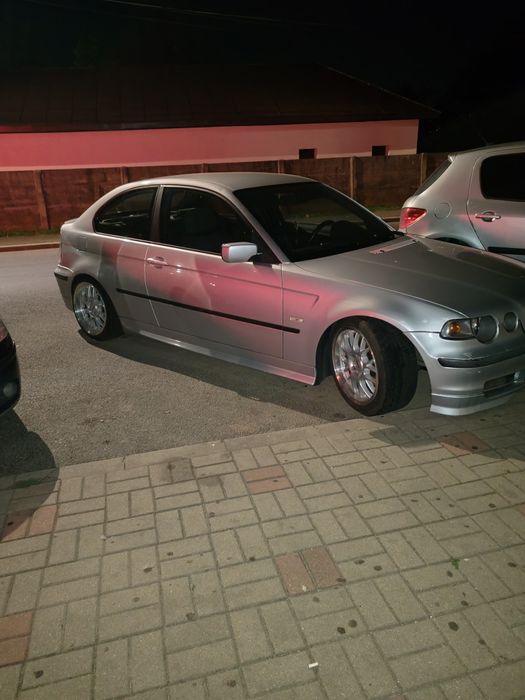 Vând BMW compact