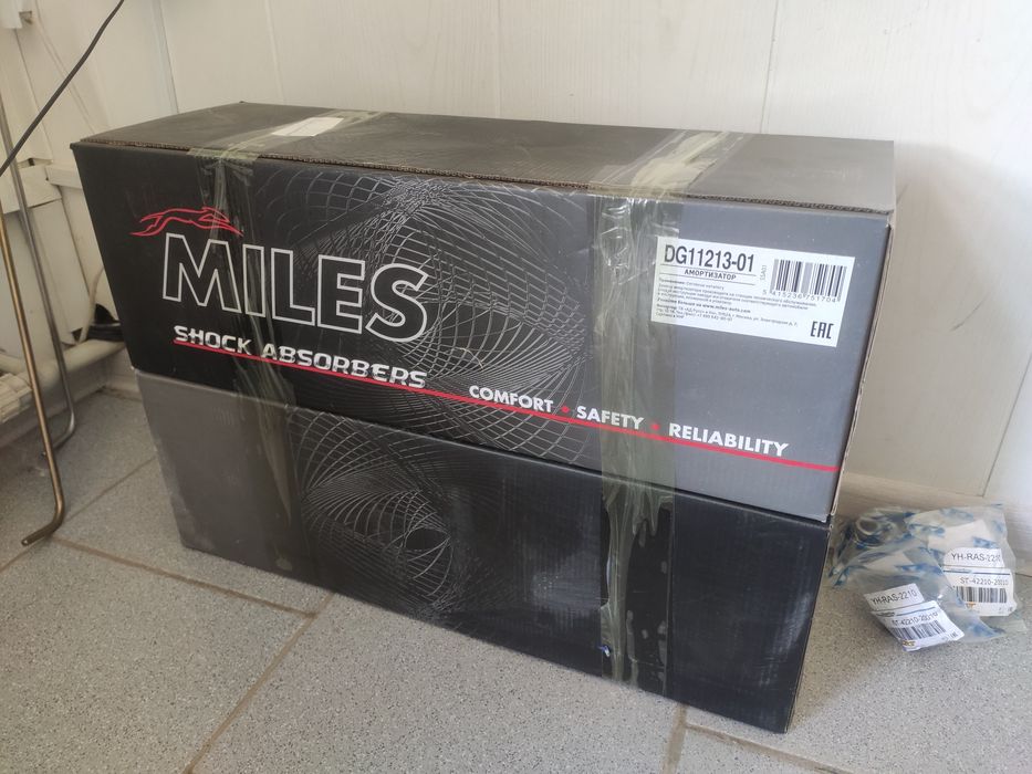 Амартизатор на RX 330, Harrier