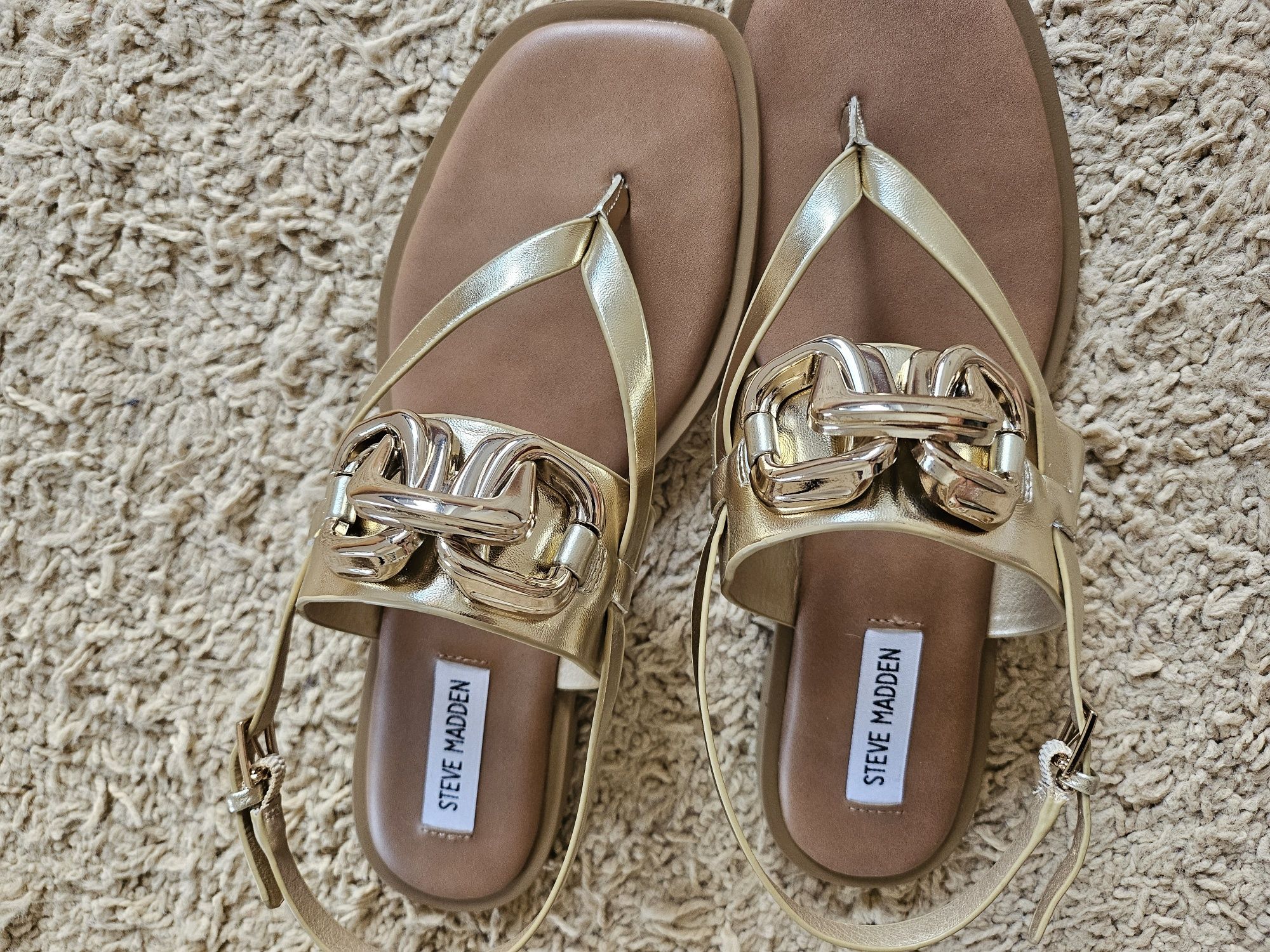 Sandale aurii Steve Madden marimea 40