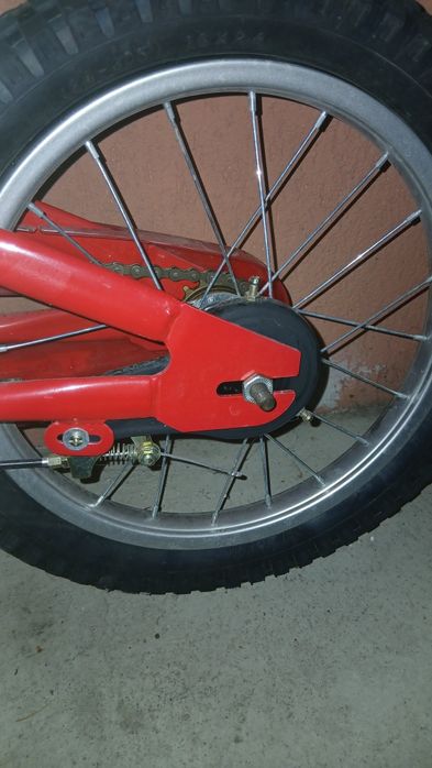 Bicicletă cu roți de 16"
