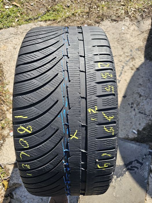 255 35 19 Michelin pilot alpin