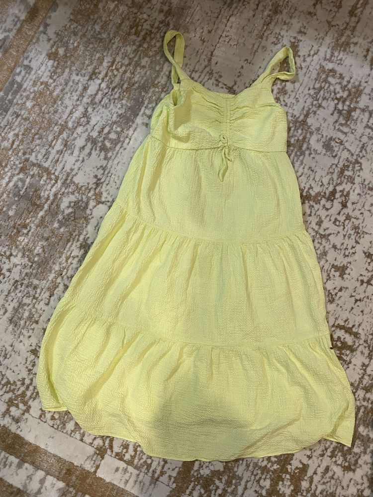 Рокля Zara за момиче на 11-12 години