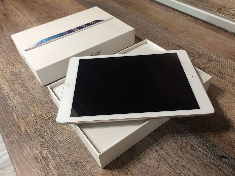 Таблет Apple iPad Air Wi-Fi