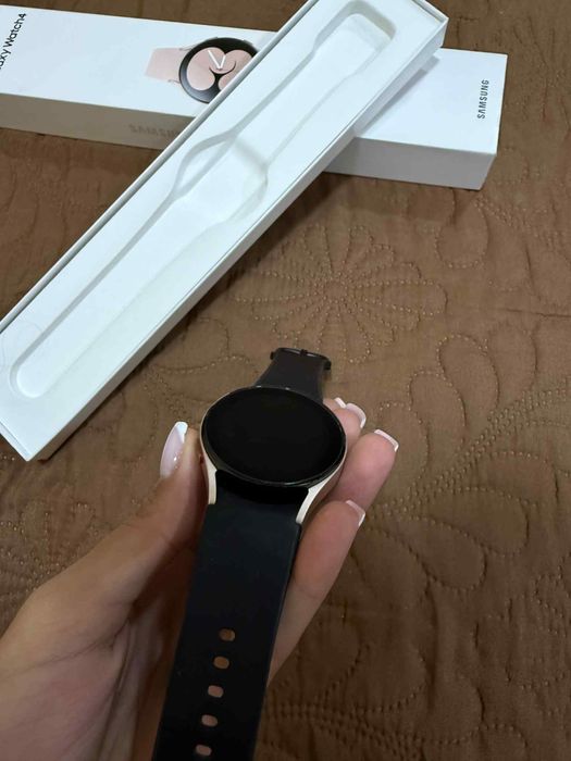 Samsung Galaxy Watch 4