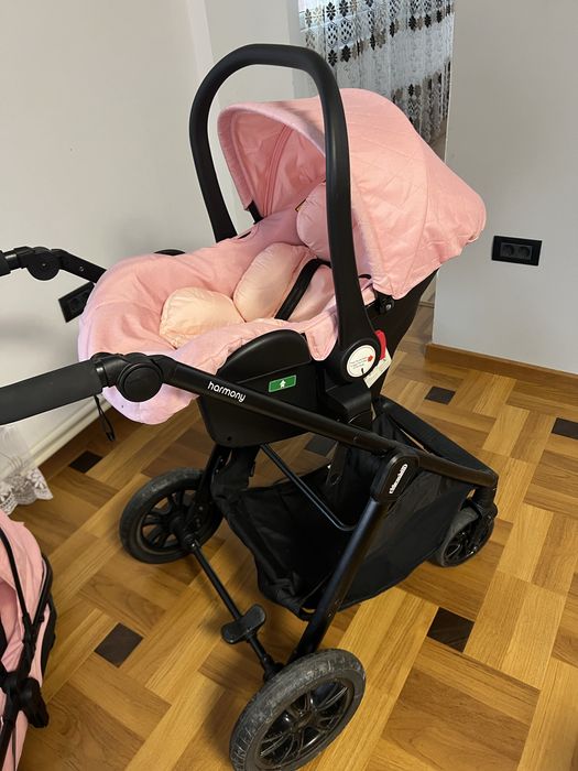 Carucior Chipolino Harmony 3 in 1 flamingo si leaganul babybmoov