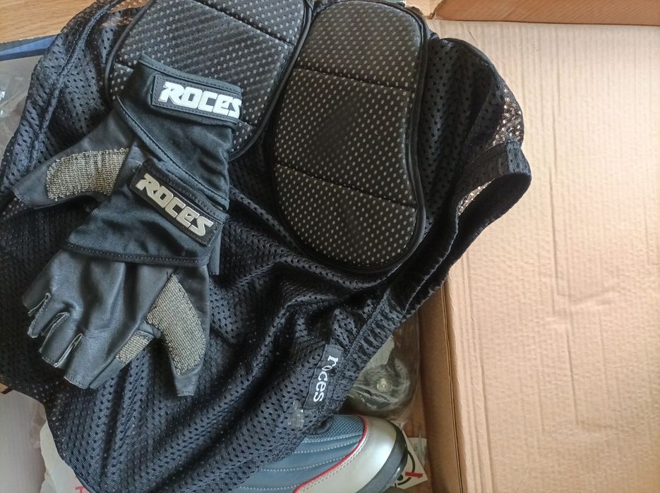 Протектор и ръкавици Roces