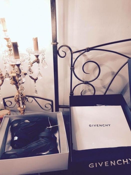 Vand GIVENCHY sneakers super lux piele de cal