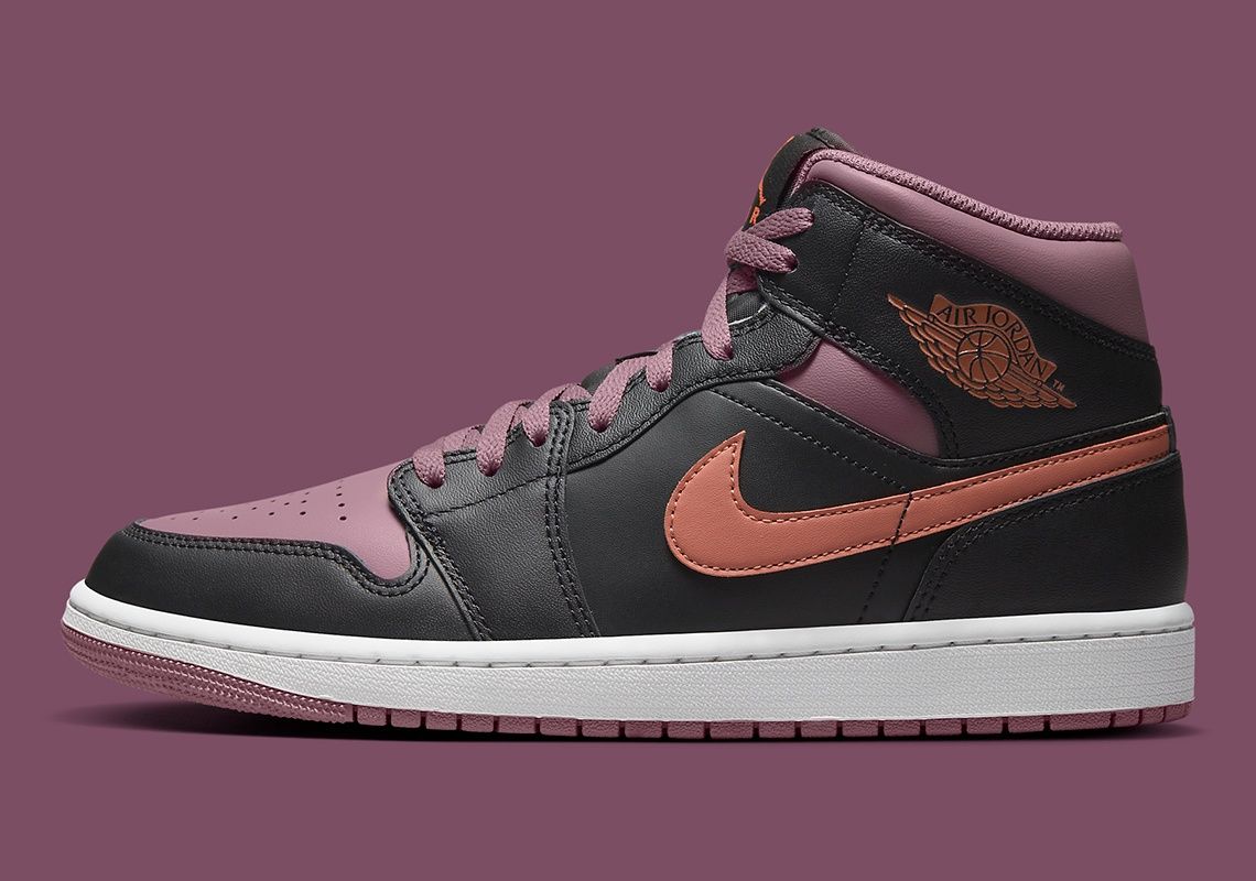 Jordan 1 mid black sky mauve 40.5 41 42.5 44 originali