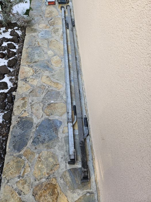 Bara marfa camion și dubita