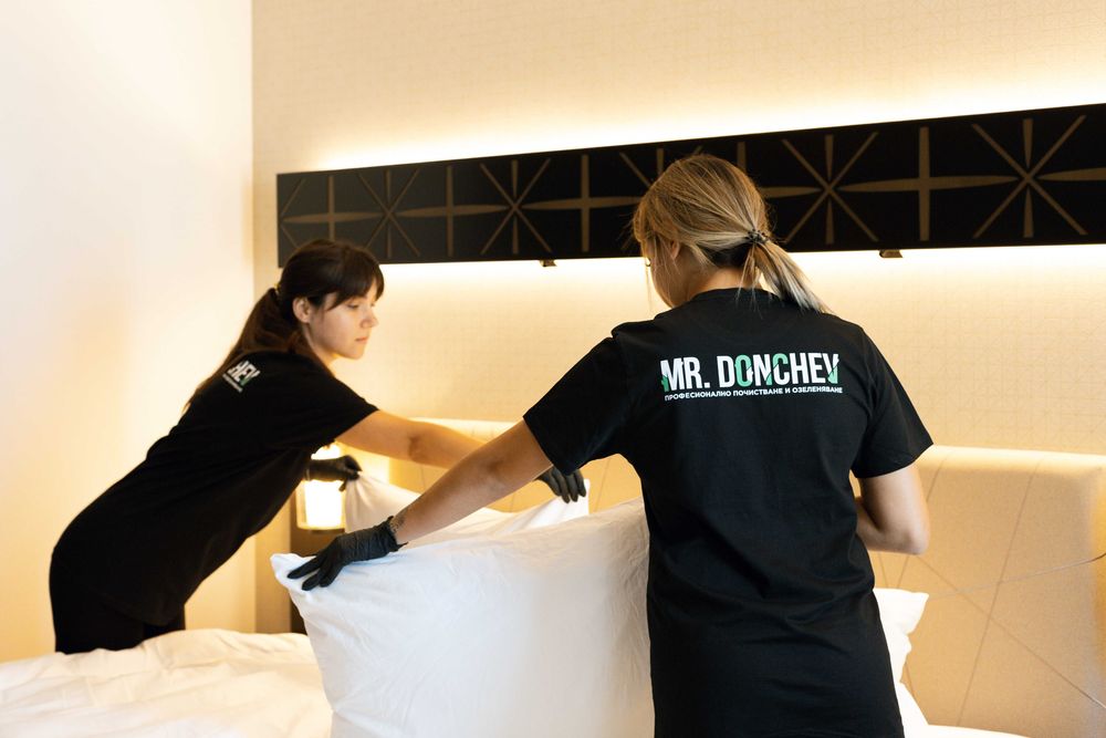 Почистване на офиси и апартаменти  от Mr. Donchev