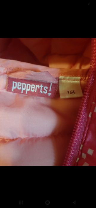 Vind geaca de culoare roz marimea 164