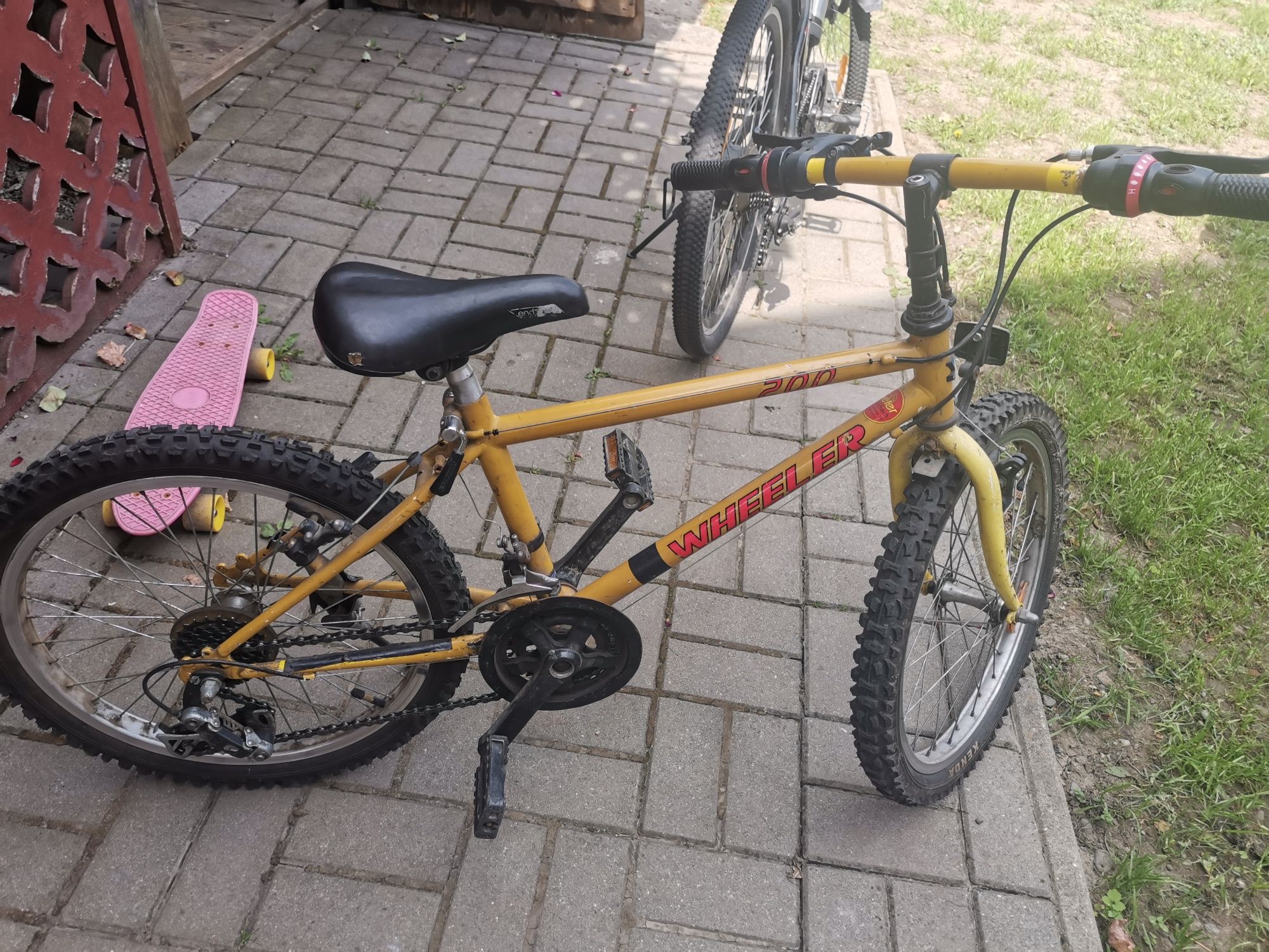 Vând bicicletă Wheeler 20"