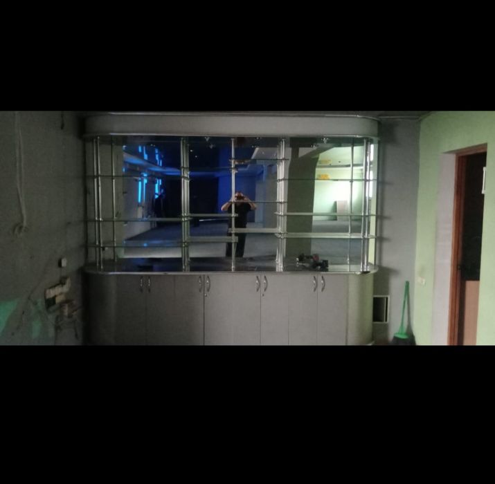 Барная стойка для помещения