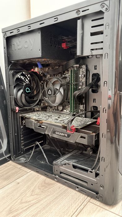 Vand pc gaming nvidia 1070