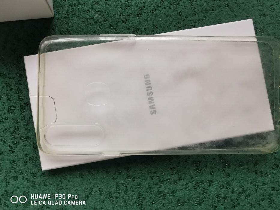 Продавам Samsung Galaxy a20s