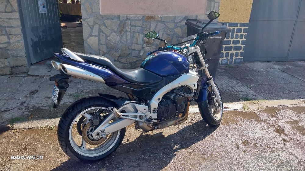 Продава се Suzuki GSR 600