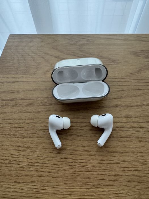 Vand AirPods Pro 2 carcasa incarcare MagSafe (USB-C)