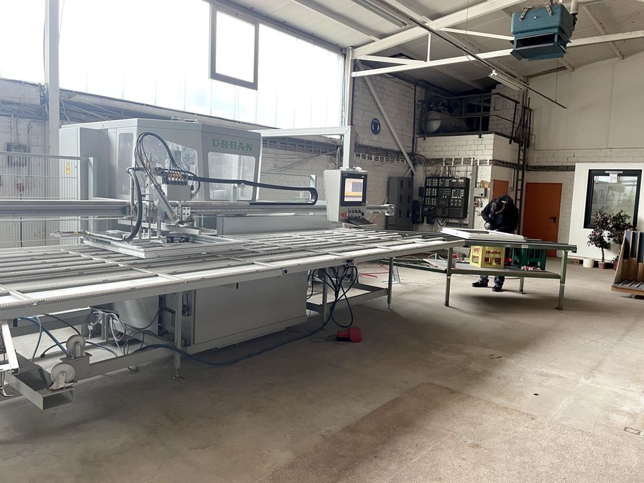 Linie completă de producție pentru ferestre din PVC (profil Rehau)