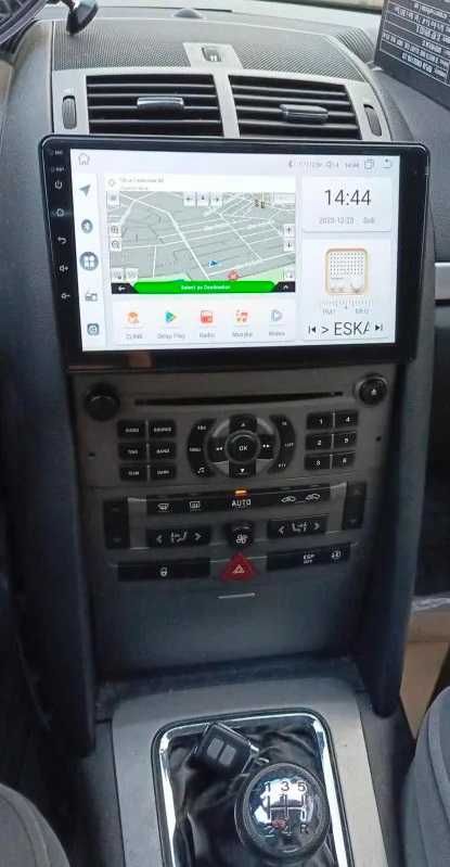 Peugeot 407 мултимедия GPS навигация