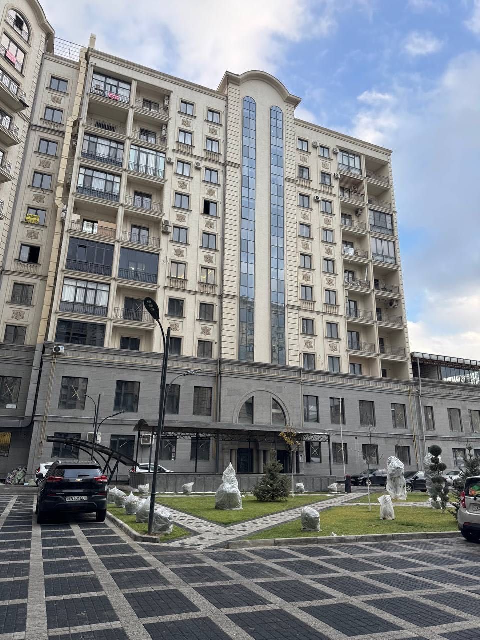 Muhtasham Продается 3 комнатная коробка Алайский Минор