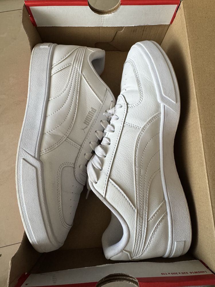 Нови Маратонки / обувки бели Puma 42 номер