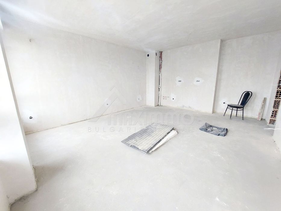 Продава се Двустаен апартамент в Варна, Възраждане 3 - 57 кв.м за 1281 €/кв.м - Снимка #1